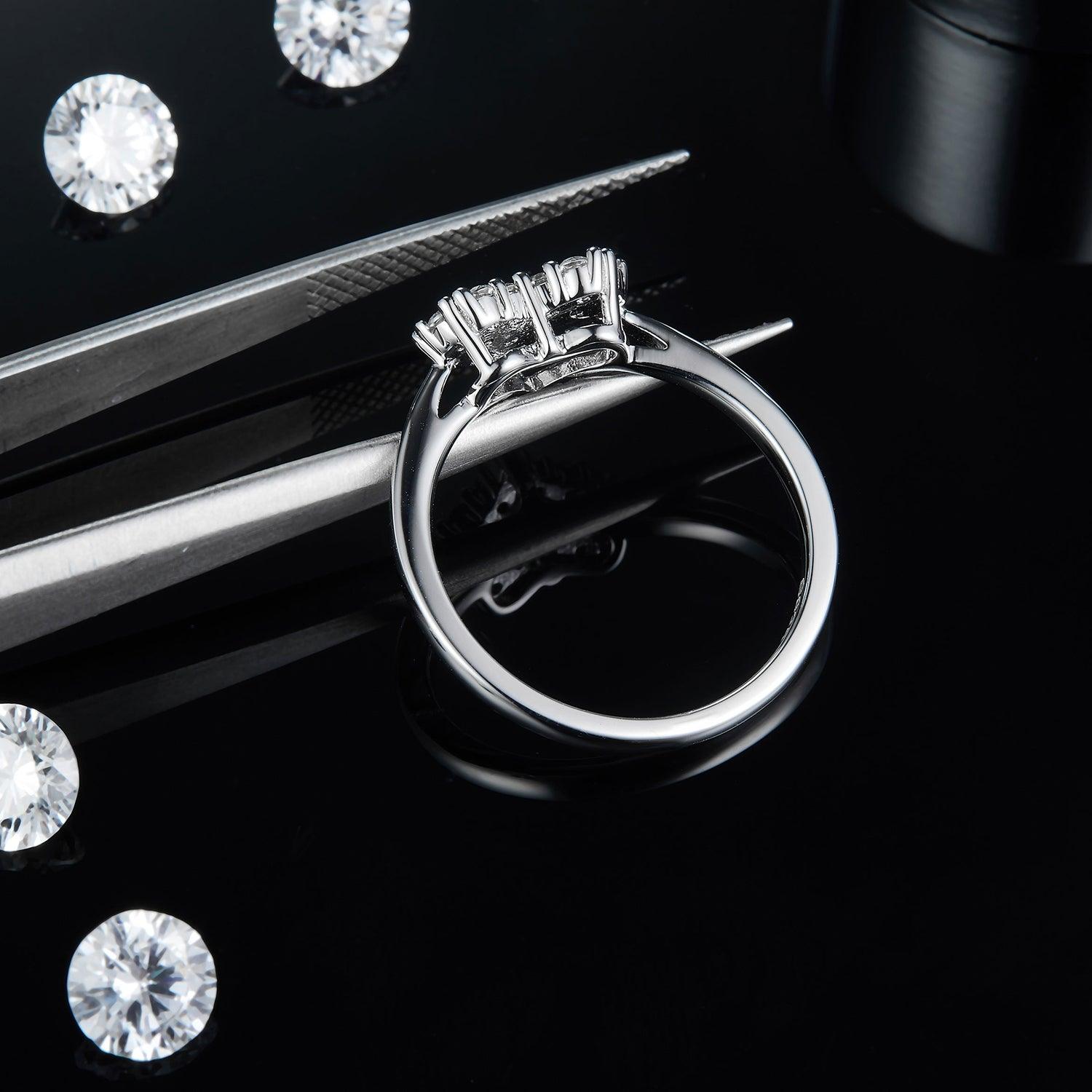 Moissanite 925 Sterling Silver Heart Ring - Curated by tt