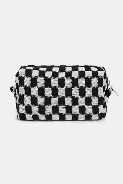 Checkered Pattern Knitted Cosmetic Pouch - Curated by tt